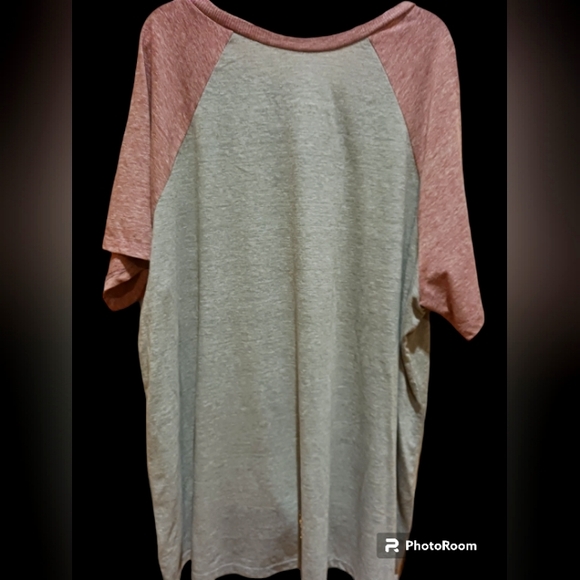 Torrid  "GameDayVibes" EUC 3X Tee - Picture 2 of 4